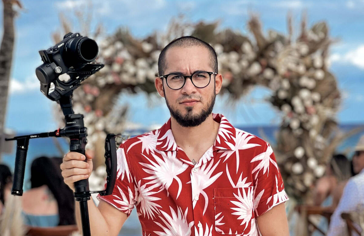 Isaac Rodríguez en producción de video profesional Isaac Rodríguez en producción de video profesional en evento de alto nivel